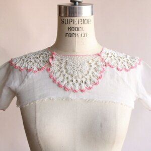 Vintage Edwardian Collar,  White Crochet Lace Applique With Pink Trim, Small